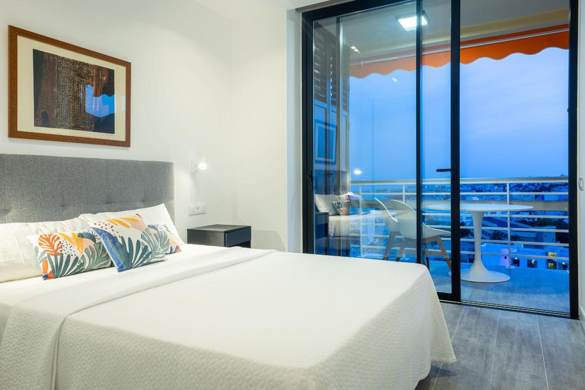 Fabuloso Apartamento Con Increibles Vistas Al Mar ตอร์เรโมลิโนส ภายนอก รูปภาพ