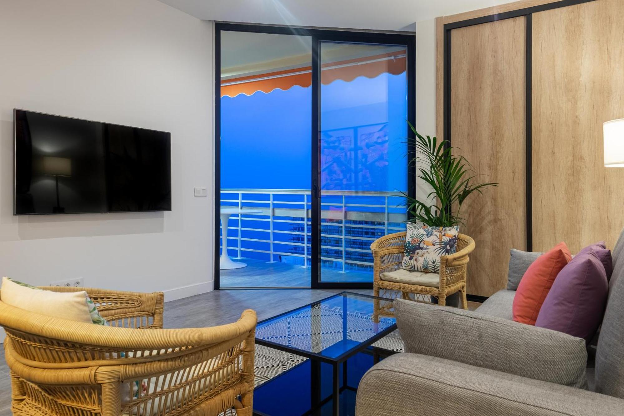 Fabuloso Apartamento Con Increibles Vistas Al Mar ตอร์เรโมลิโนส ภายนอก รูปภาพ
